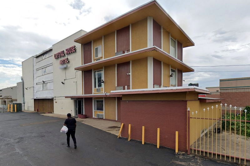 Crystal House Motel - 2023 Street View (newer photo)